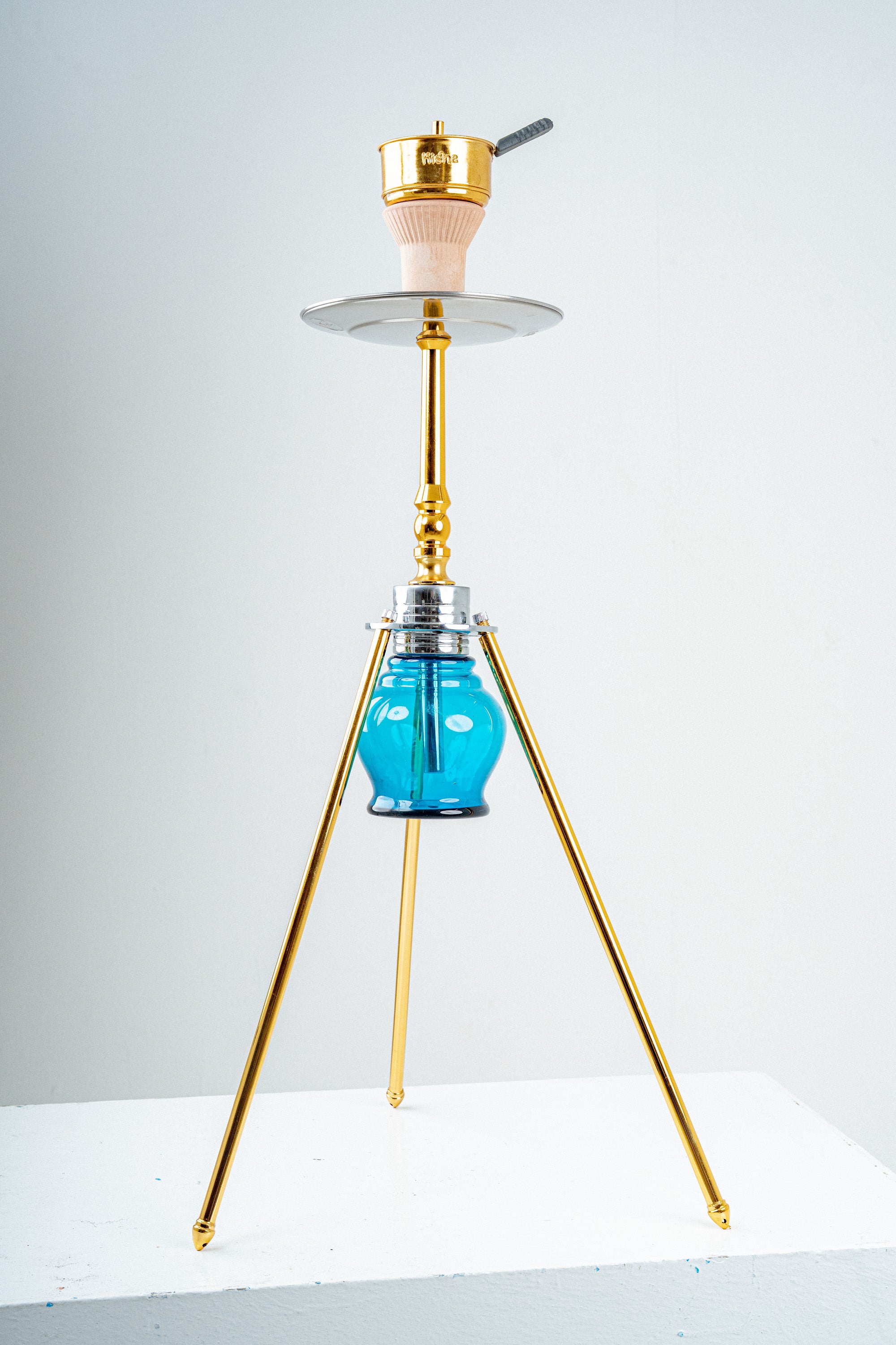 Nagham Gold Stem / Blue Base