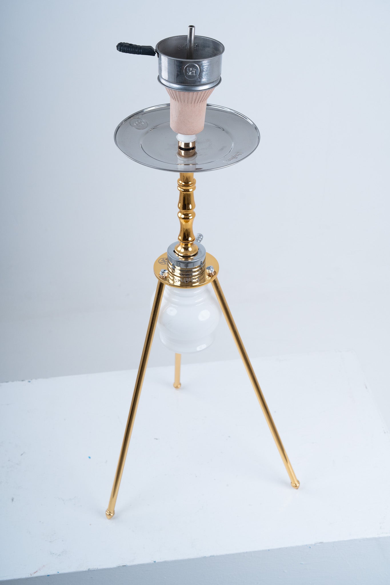 Nagham Gold Stem / white base